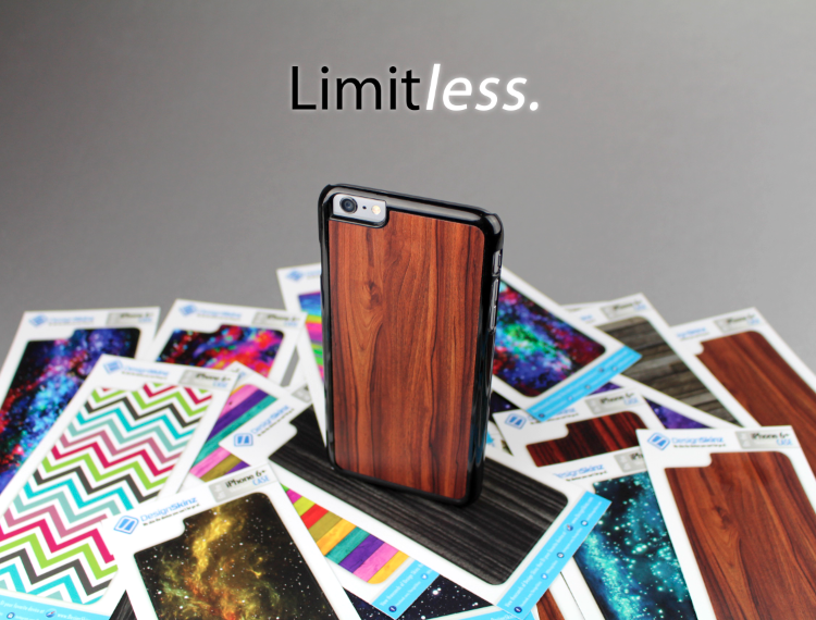 The Aged RedWood Texture Skin-Sert Case for the Samsung Galaxy S5