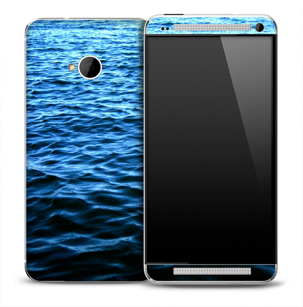 Dark Ocean Waves Skin for the HTC One Phone