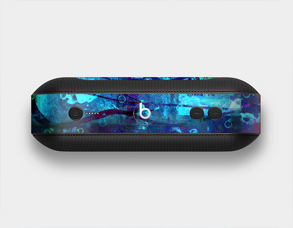 The Abstract Blue Vibrant Colored Art Skin Set for the Beats Pill Plus