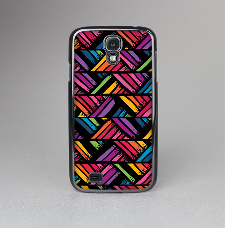 The Abstract Zig Zag Color Pattern Skin-Sert Case for the Samsung Galaxy S4