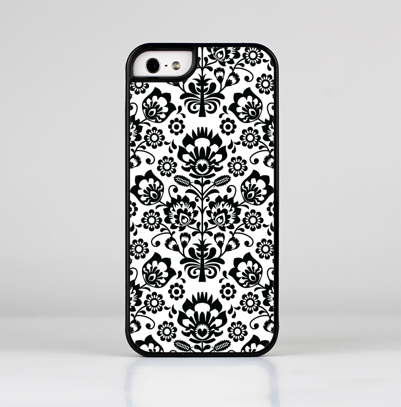 The Black Floral Delicate Pattern Skin-Sert for the Apple iPhone 5-5s Skin-Sert Case
