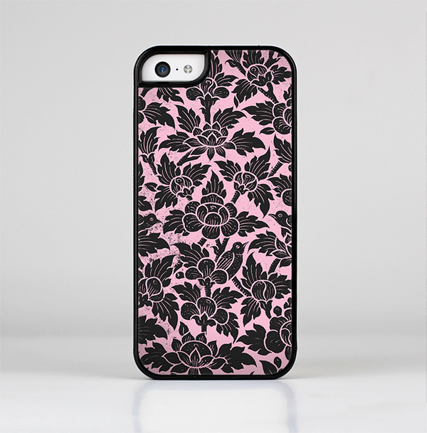 The Black & Pink Floral Design Pattern V2 Skin-Sert Case for the Apple iPhone 5c
