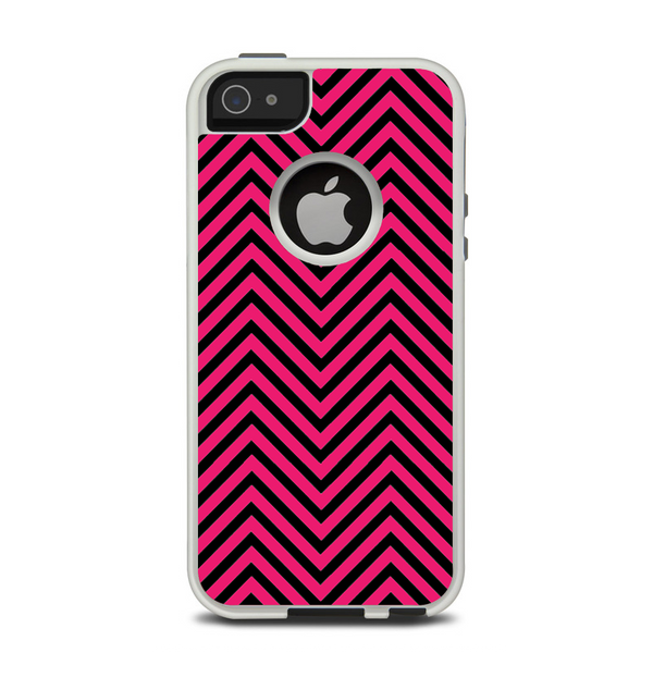 The Black & Pink Sharp Chevron Pattern Apple iPhone 5-5s Otterbox Commuter Case Skin Set