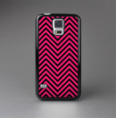 The Black & Pink Sharp Chevron Pattern Skin-Sert Case for the Samsung Galaxy S5