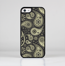 The Black & Vintage Green Paisley Skin-Sert Case for the Apple iPhone 5c