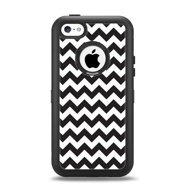 The Black & White Chevron Pattern Apple iPhone 5c Otterbox Defender Case Skin Set