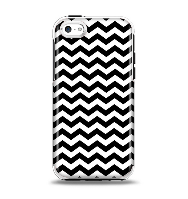 The Black & White Chevron Pattern V2 Apple iPhone 5c Otterbox Symmetry Case Skin Set