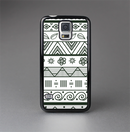 The Black & White Floral Aztec Pattern Skin-Sert Case for the Samsung Galaxy S5