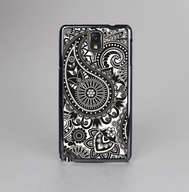 The Black & White Paisley Pattern V1 Skin-Sert Case for the Samsung Galaxy Note 3