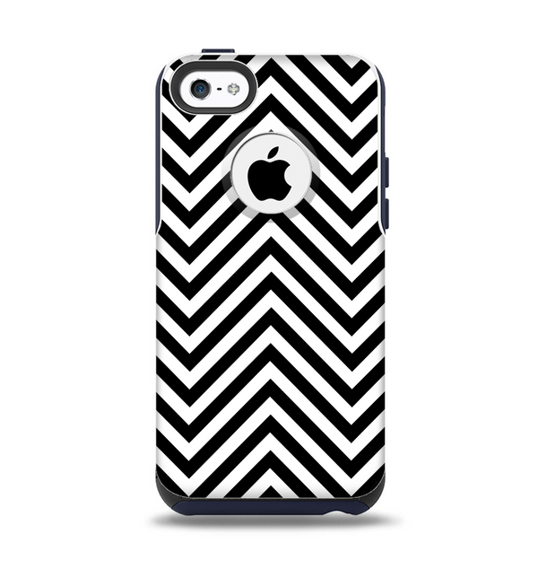 The Black & White Sharp Chevron Pattern Apple iPhone 5c Otterbox Commuter Case Skin Set