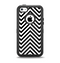 The Black & White Sharp Chevron Pattern Apple iPhone 5c Otterbox Defender Case Skin Set