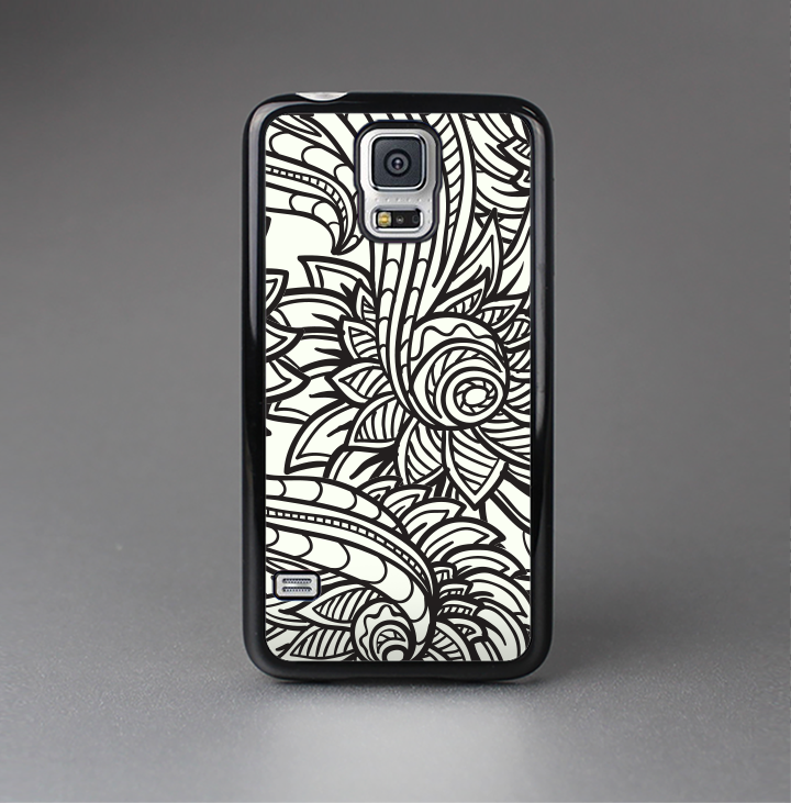 The Black & White Vector Floral Connect Skin-Sert Case for the Samsung Galaxy S5