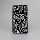 The Black and White Paisley Pattern v14 Skin-Sert Case for the Samsung Galaxy Note 3