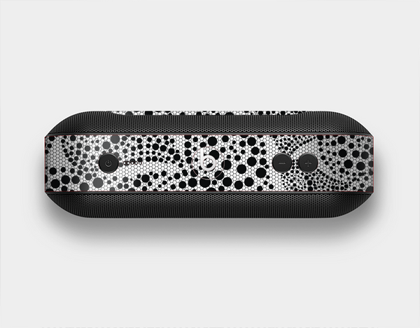 The Black and White Spotted Hearts Skin Set for the Beats Pill Plus