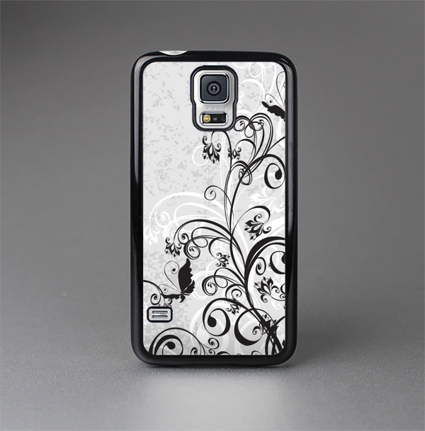The Black and White Vector Butterfly Floral Skin-Sert Case for the Samsung Galaxy S5