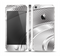 The Black and White Wavy Surface Skin Set for the Apple iPhone 5