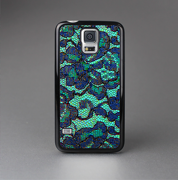 The Blue & Teal Lace Texture Skin-Sert Case for the Samsung Galaxy S5