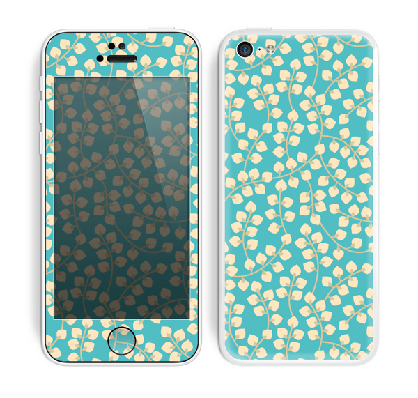 The Blue and Yellow Floral Pattern V43 Skin for the Apple iPhone 5c