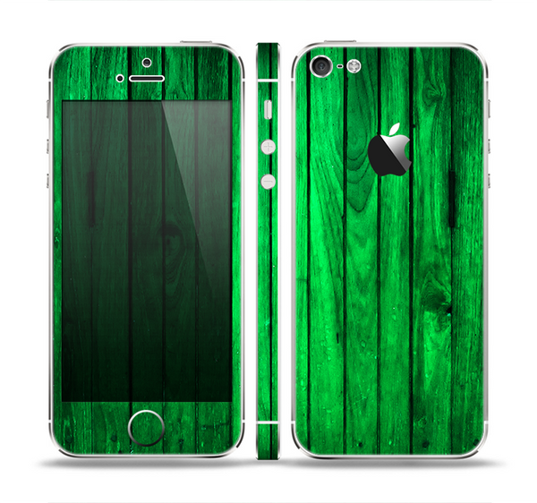 The Bright Green Highlighted Wood Skin Set for the Apple iPhone 5