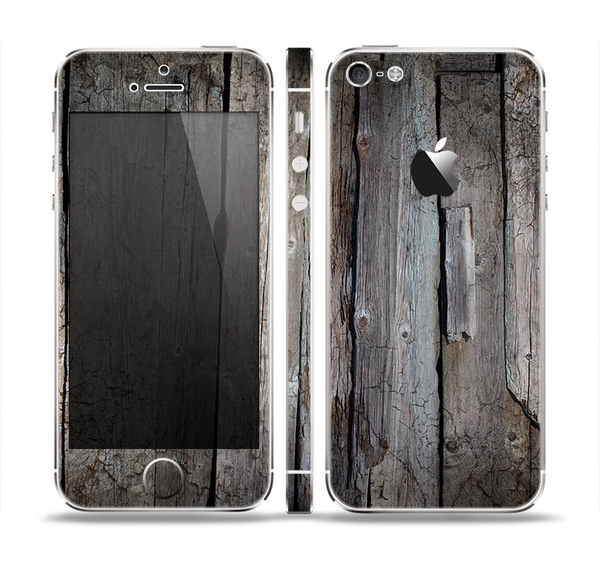 The Cracked Wooden Planks Skin Set for the Apple iPhone 5