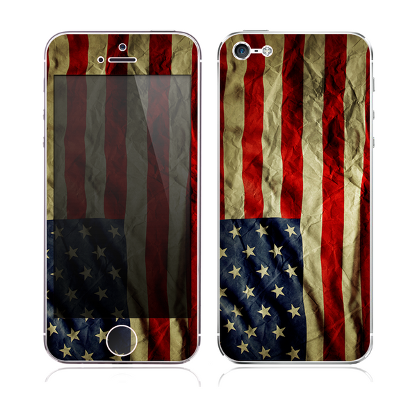 The Dark Wrinkled American Flag Skin for the Apple iPhone 5