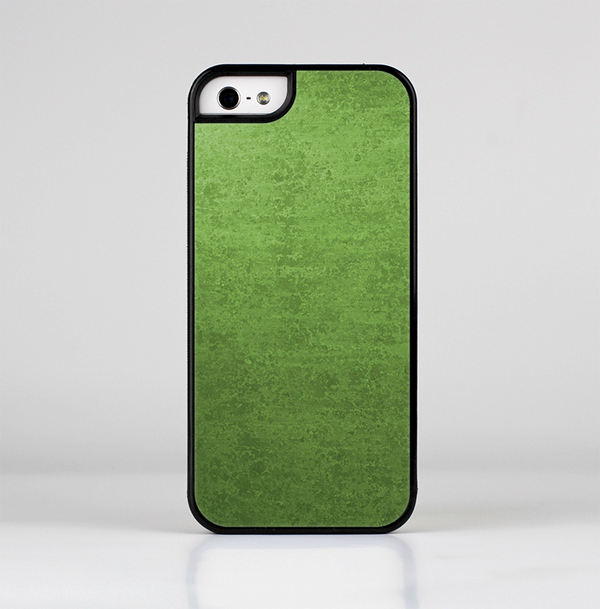The Grungy Green Surface Skin-Sert for the Apple iPhone 5-5s Skin-Sert Case
