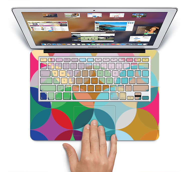 The Overlaping Colorful Connect Circles Skin Set for the Apple MacBook Pro 15" with Retina Display