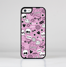 The Pink & Black Love Skulls Pattern V3 Skin-Sert for the Apple iPhone 5c Skin-Sert Case