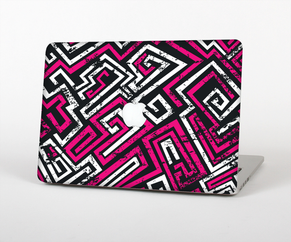The Pink & White Abstract Maze Pattern Skin Set for the Apple MacBook Pro 15" with Retina Display