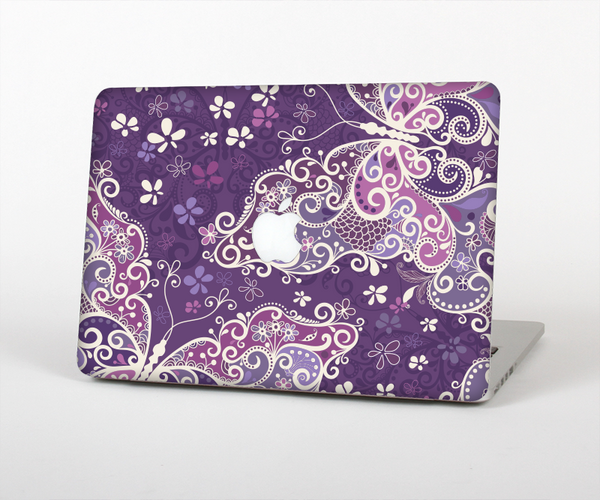 The Purple & White Butterfly Elegance Skin Set for the Apple MacBook Pro 13" with Retina Display