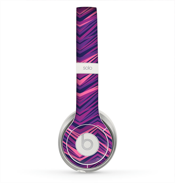 The Purple and Pink Overlapping Chevron V3 Skin for the Beats by Dre Solo 2 Headphones