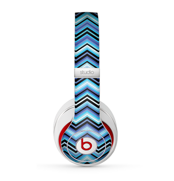 The Thin Striped Blue Layered Chevron Pattern Skin for the Beats by Dre Studio (2013+ Version) Headphones