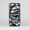The Traditional Black & White Camo Skin-Sert for the Apple iPhone 5c Skin-Sert Case
