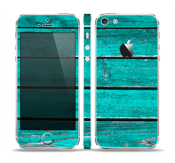 The Trendy Green Washed Wood Planks Skin Set for the Apple iPhone 5