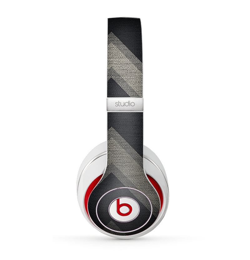 The Two-Toned Dark Black Wide Chevron Pattern Skin for the Beats by Dre Studio (2013+ Version) Headphones