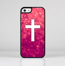 The Vector White Cross over Unfocused Pink Glimmer Skin-Sert for the Apple iPhone 5c Skin-Sert Case