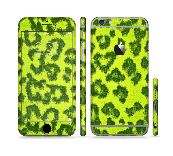 The Vibrant Green Cheetah Sectioned Skin Series for the Apple iPhone 6