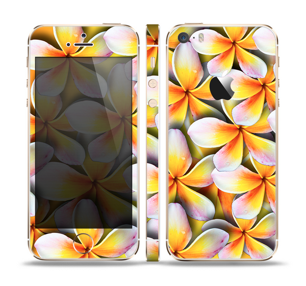 The Vibrant Yellow Flower Pattern Skin Set for the Apple iPhone 5s