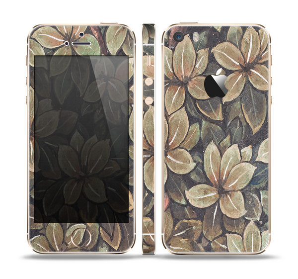 The Vintage Green Pastel Flower pattern Skin Set for the Apple iPhone 5s