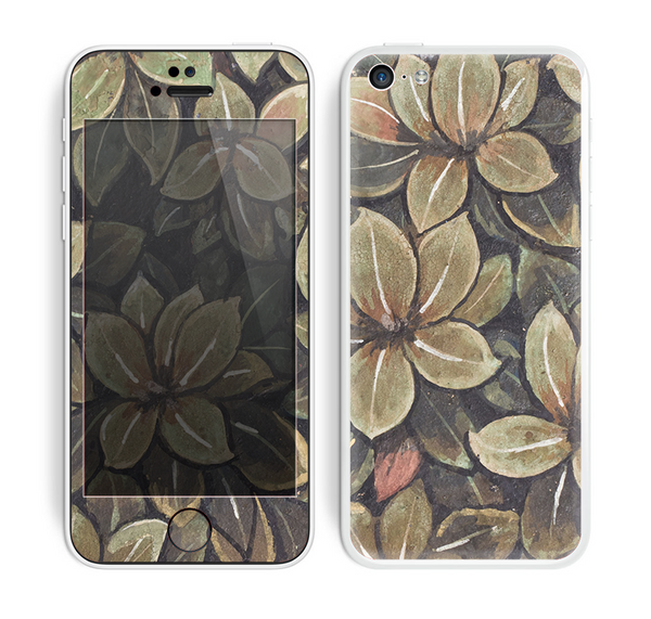 The Vintage Green Pastel Flower pattern Skin for the Apple iPhone 5c