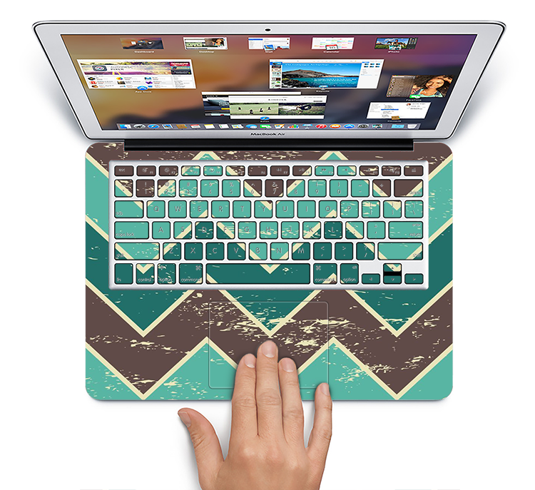 The Vintage Green & Tan Chevron Pattern V2 Skin Set for the Apple MacBook Pro 15" with Retina Display