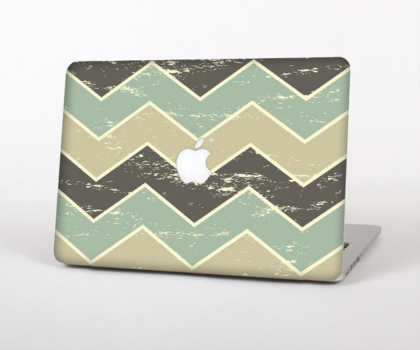 The Vintage Tan & Green Scratch Tall Chevron Skin Set for the Apple MacBook Pro 13" with Retina Display