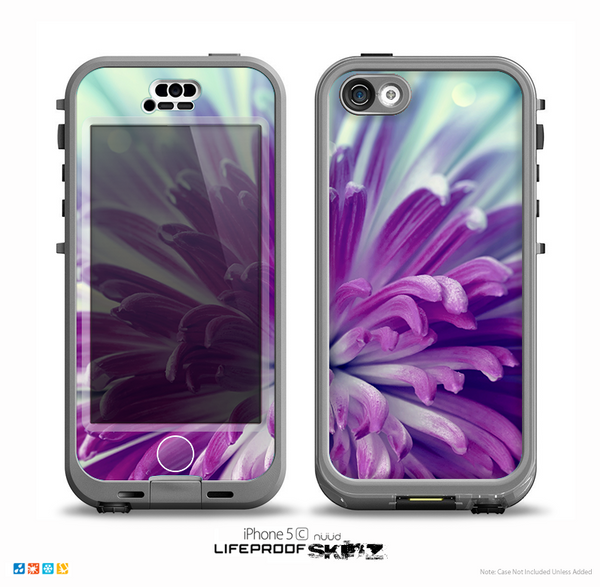 The Vivid Purple Flower Skin for the iPhone 5c nüüd LifeProof Case