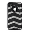 The Wide Black and Light Gray Chevron Pattern V3 Skin for the iPhone 4-4s OtterBox Commuter Case