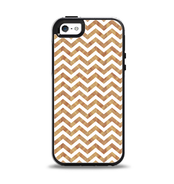 The Wood & White Chevron Pattern Apple iPhone 5-5s Otterbox Symmetry Case Skin Set