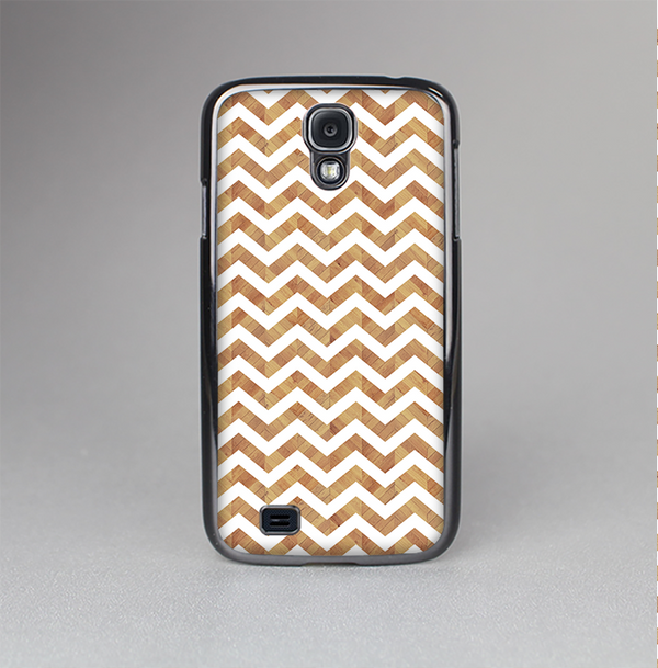The Wood & White Chevron Pattern Skin-Sert Case for the Samsung Galaxy S4