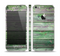 The Wooden Planks with Chipped Green Paint Skin Set for the Apple iPhone 5