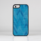 The Woven Blue Sharp Chevron Pattern V3 Skin-Sert Case for the Apple iPhone 5/5s