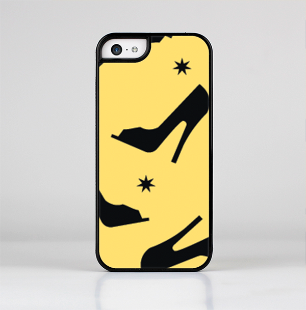 The Yellow & Black High-Heel Pattern V12 Skin-Sert Case for the Apple iPhone 5c