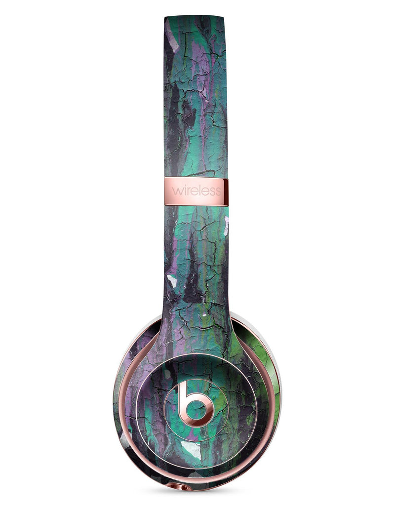 Abstract Cracked Green Paint Wall Full-Body Skin Kit for the Beats by Dre Solo 3 Wireless Headphones